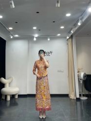 -予白婚纱礼服馆