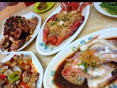 -小海豚•老字号海鲜餐厅(天涯店)