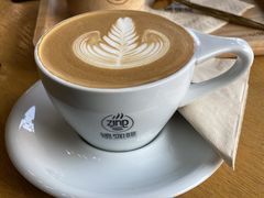 -ZING COFFEE 镜咖啡