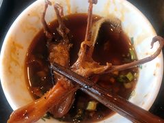 -九尺赵老四鲜鹅肠火锅