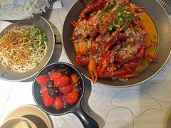 -巴厘龙虾·榜首油焖大虾(音乐学院·沿江酒馆店)