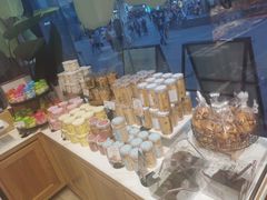 零售区-罗森尼娜(德思勤店)