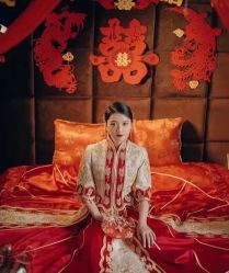 点击看大图 -挪娅婚纱摄影皇家会所