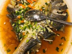 油淋鲈鱼-鹿港小镇(黄金店)