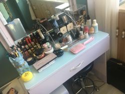 梳妆台-YOUNGSKIN氧研皮肤管理中心