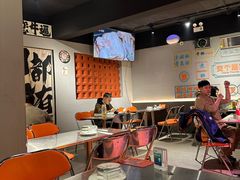 大堂-交个朋友·贵州遵义烤鸡(北京首店)