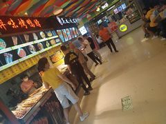 -澳门街美食城(世界城光谷步行街店)