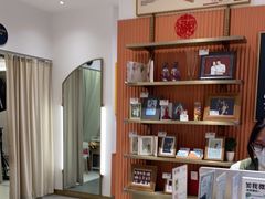 -海马体照相馆(万菱汇店)
