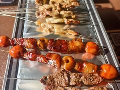 -曼听小寨海鲜烧烤·大连辣炒大王(盖州街店)