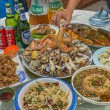 人在上海，吃到了正宗青岛海鲜大咖！