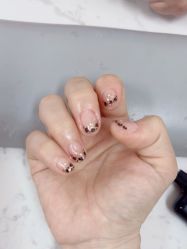 -尤米一站式美甲美睫