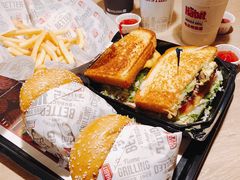-The Habit Burger Grill 哈比特汉堡(复兴soho店)