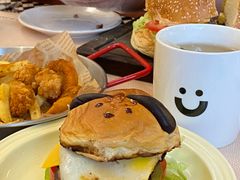 小狗汉堡-大象厨房(重庆道店)