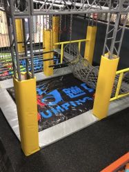 -蹦贝运动中心·蹦床·攀岩·闯关(龙岗店)