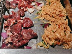-张牌牌·东北烤肉小吃市集(金楠天街店)