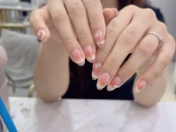 -尤米一站式美甲美睫