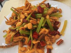 干煸鱿鱼-奥华餐厅·老张记(台基厂店)