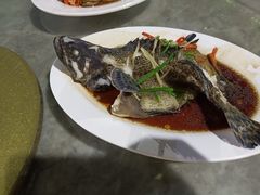 -四川小胡子海鲜(丁村万人海鲜广场店)