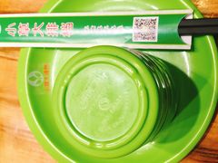 餐具摆设-小草大排档(北沙坡店)