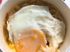 榨菜肉絲湯米粉-美心mx餐厅(友邦香港大楼店)