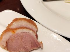 脆皮烧肉-华美达广场酒店连岛集市西餐厅