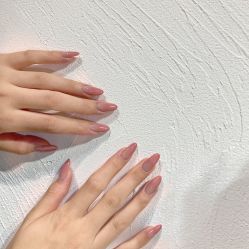 -花岐款式专研健康美甲沙龙