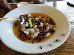 沸腾鲶鱼-川流不息(北蔡休闲广场店)