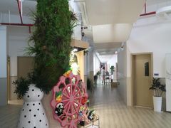 -上海市静安区慧思顿高瞻幼儿园