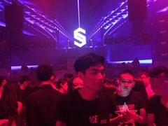 -SPACE(欢乐颂购物中心店)