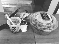 -全家便利店(愚园店)