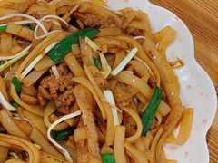 干炒牛河-南记食粥坊·宵夜大排档(莲花总店)