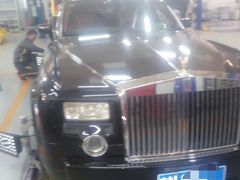 劳斯莱斯四轮定位-博睿通达汽车修理站