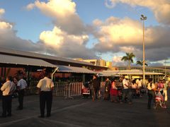 -西沃古尔·拉姆古兰爵士国际机场