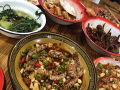 -老三样·美食研究中心(世贸路店)