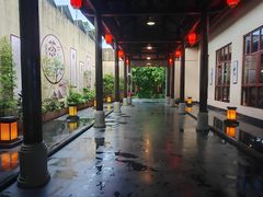 -英德宝晶宫天鹅湖茶语温泉