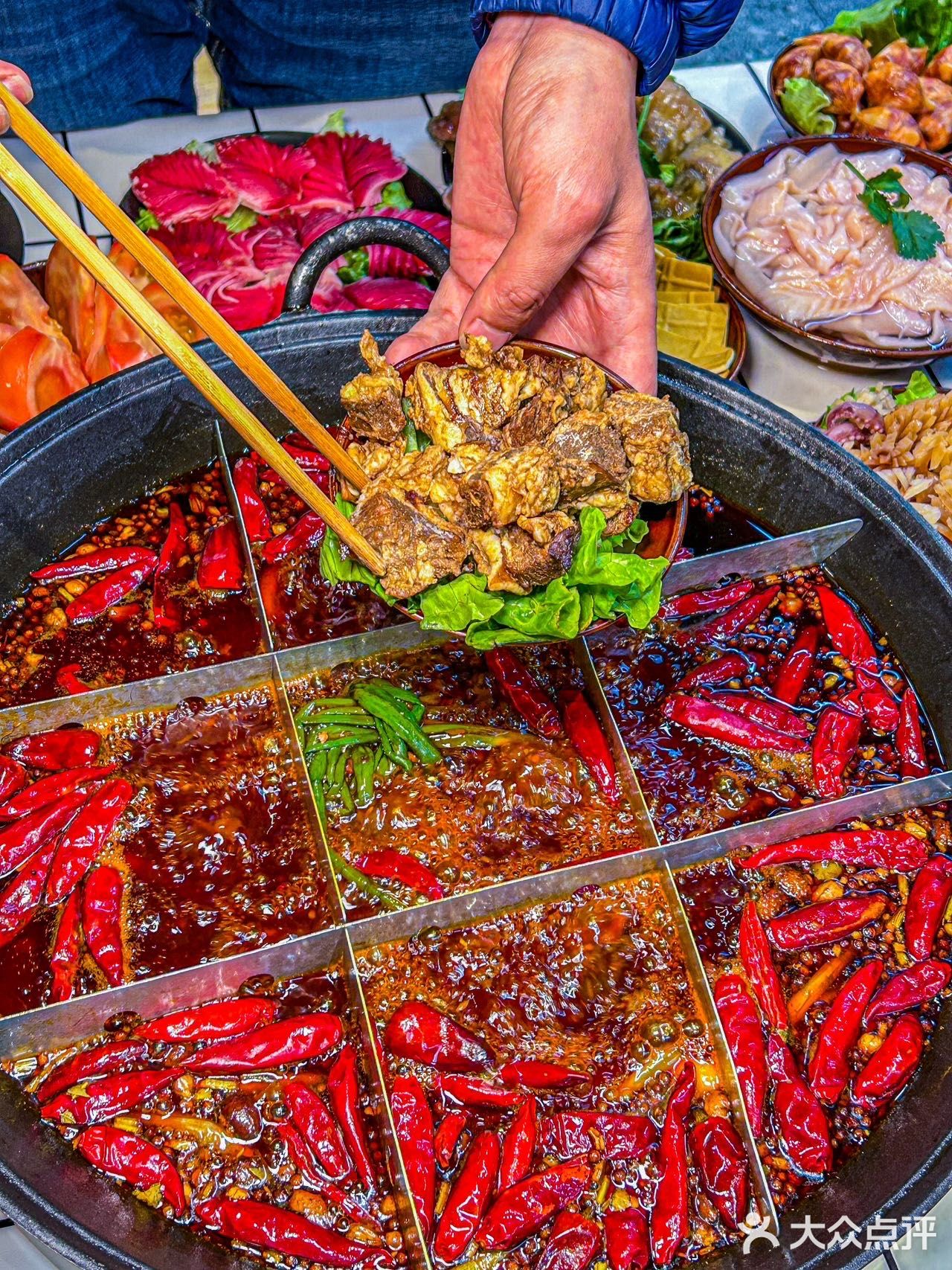 在重庆，本地人才知道 0元玩转这座城 重庆九街