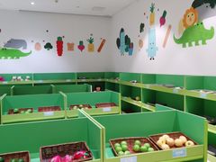 -爱睿思儿童早教亲子游泳(万象城店)