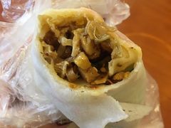 -老王芙蓉蛋卷饼(万达店)