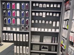 -Apple授权专营店(宝山万达店)