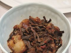 干豆角煨肘子蹄-南景饭店(万家丽路店)