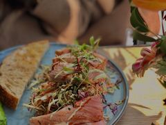 烤三文鱼沙拉-O'mills Sourdough Bakery&Bistro(永嘉路店)