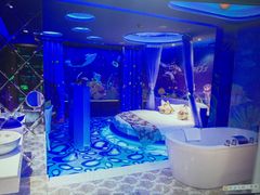 -逅海主题酒店