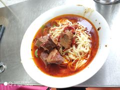 -黎氏老太婆小面馆(临华大厦店)