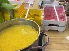 -杨老板·海鲜集市火锅·鲜切牛肉(中防万宝店)