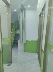 -苗医生专业祛痘·皮肤管理