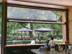 -星巴克臻选(南京艾尚天地店)