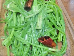 -隔壁老王·家常云南菜(皇冠店)
