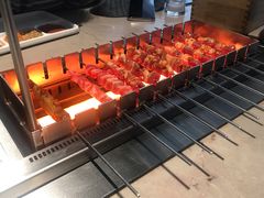 现穿羊肉串-丰茂烤串(钦州北路店)