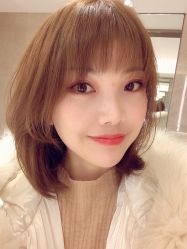 -镁连社·美联社