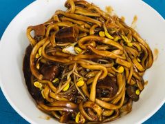 肥肠炸酱面-珠宝街老左杂酱面馆